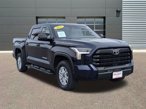 Used 2025 Toyota Tundra SR5 w/ SR5 Convenience Package AWD/4WD image 3