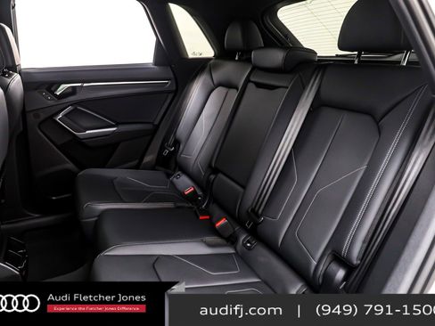New 2025 Audi Q3 2.0T Premium image 8