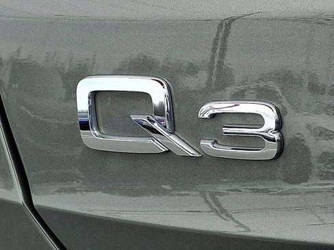 Used 2025 Audi Q3 2.0T Premium AWD/4WD image 34