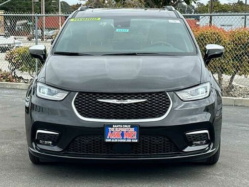 New 2023 Chrysler Pacifica Pinnacle image 9