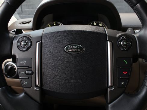 Used 2016 Land Rover LR4 HSE AWD/4WD image 59