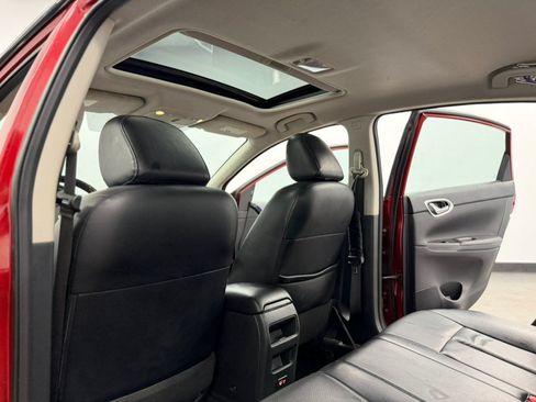 Used 2019 Nissan Sentra SR w/ Premium Package (SR) FWD image 44