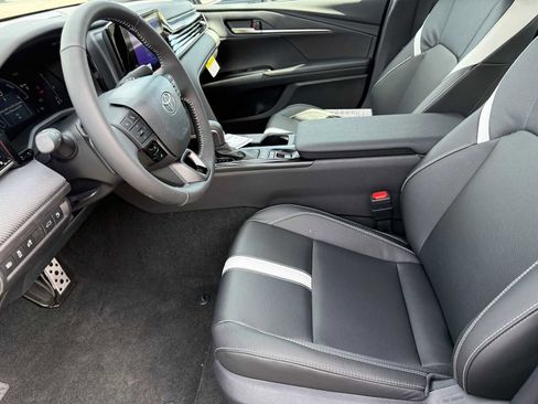 New 2026 Toyota Camry SE FWD image 8