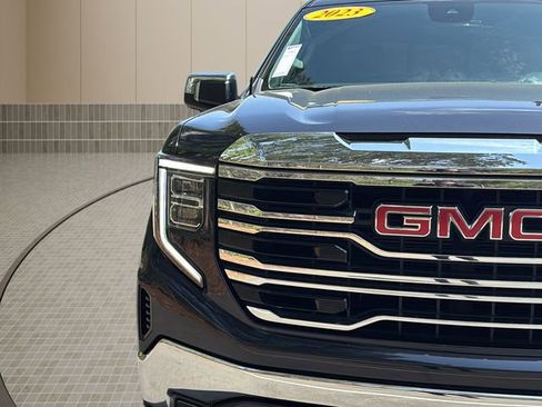 Used 2023 GMC Sierra 1500 SLT w/ SLT Premium Package image 10