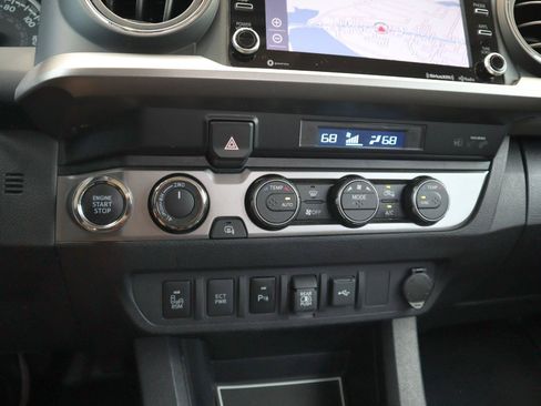 Used 2023 Toyota Tacoma SR5 AWD/4WD image 54
