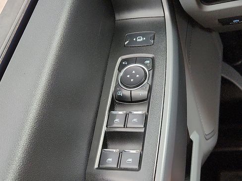 Used 2024 Ford F250 XLT w/ FX4 Off-Road Package AWD/4WD image 17