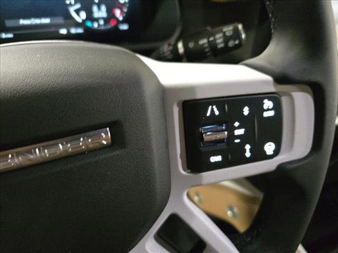 New 2026 Land Rover Defender 130 X-Dynamic SE image 20