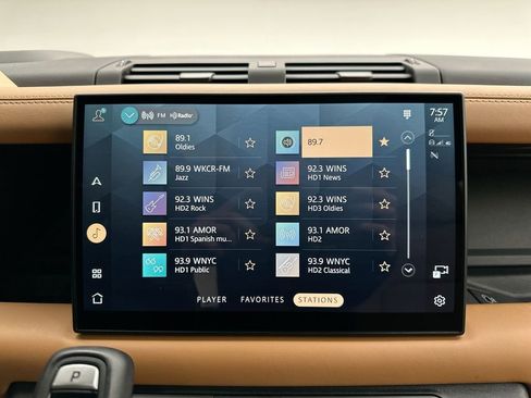 Certified 2024 Land Rover Defender 110 V8 image 27