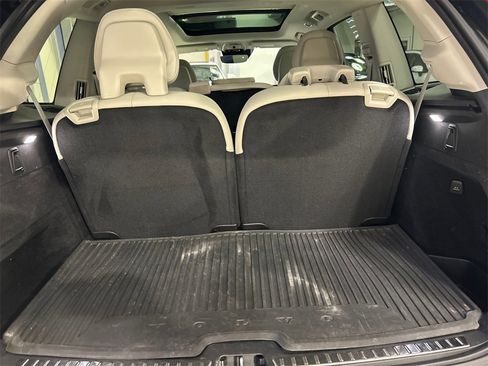 Certified 2021 Volvo XC90 T8 Inscription Expression w/ Advanced Package image 30