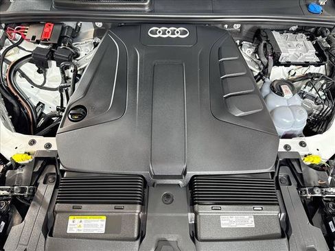 Used 2025 Audi Q7 2.0T Premium AWD/4WD image 28