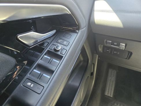 Used 2020 Land Rover Range Rover Evoque SE AWD/4WD image 19