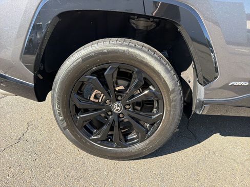 Used 2022 Toyota RAV4 XSE AWD/4WD image 10