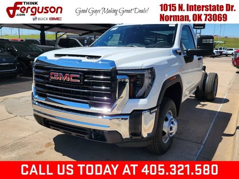 New 2026 GMC Sierra 3500 Pro AWD/4WD image 7