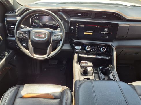 Used 2025 GMC Sierra 1500 AT4 AWD/4WD image 13