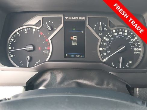 Used 2022 Toyota Tundra Limited w/ Power Package AWD/4WD image 14