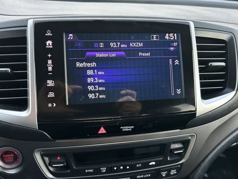 Used 2017 Honda Pilot EX-L image 16