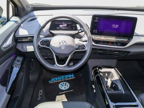 Used 2023 Volkswagen ID.4 Pro S Plus RWD image 20