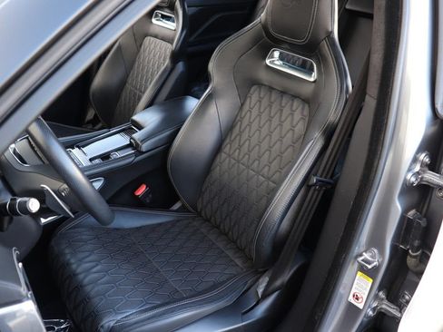 Used 2020 Jaguar F-PACE SVR AWD/4WD image 18