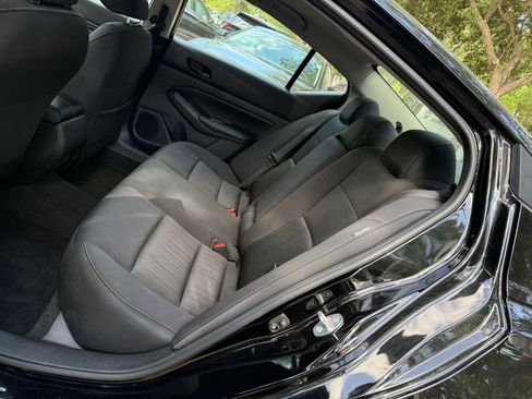 Used 2025 Nissan Altima 2.5 SV image 22