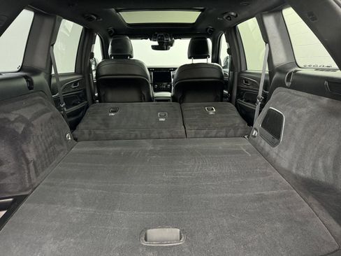 Used 2023 Jeep Grand Cherokee Overland image 36