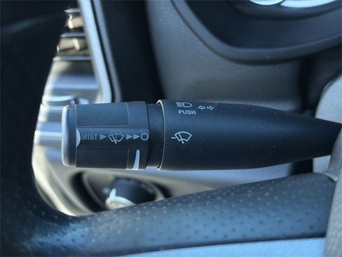 Used 2022 RAM 2500 Tradesman w/ Chrome Appearance Group image 30