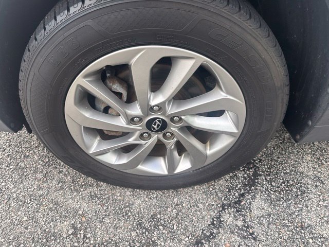 Used 2017 Hyundai Tucson SE w/ SE Popular Package 02 AWD/4WD image 12