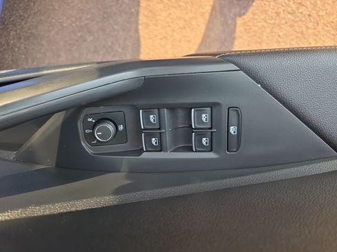 Used 2022 Volkswagen Jetta SE FWD image 31