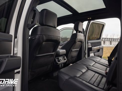 Used 2025 Ford F150 Platinum image 23