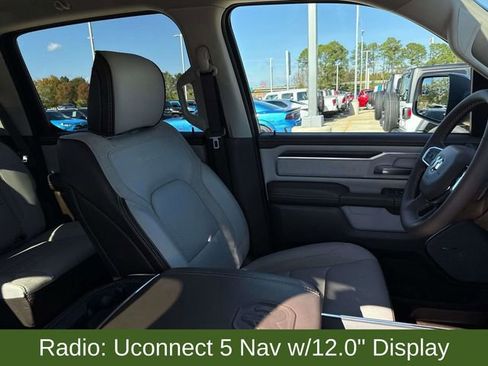 Used 2025 RAM 1500 Laramie image 12