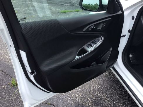 Used 2025 Chevrolet Malibu RS FWD image 20