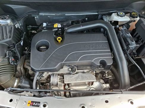 Used 2025 Chevrolet Equinox LT FWD image 28