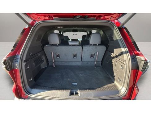 New 2025 Chevrolet Traverse LT w/ Driver Confidence Package image 30