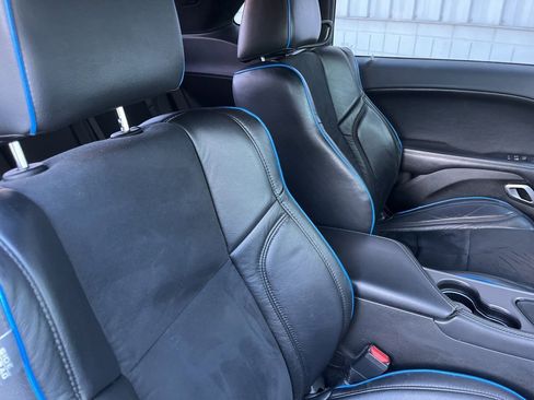 Used 2022 Dodge Challenger R/T w/ Blacktop Package image 44