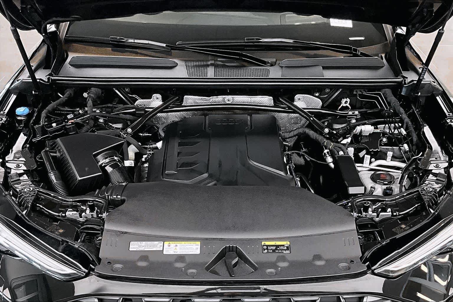 Certified 2025 Audi Q5 Premium Plus AWD/4WD image 30