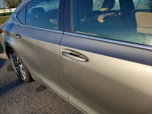 Used 2020 Lexus ES 350 w/ Premium Package image 12