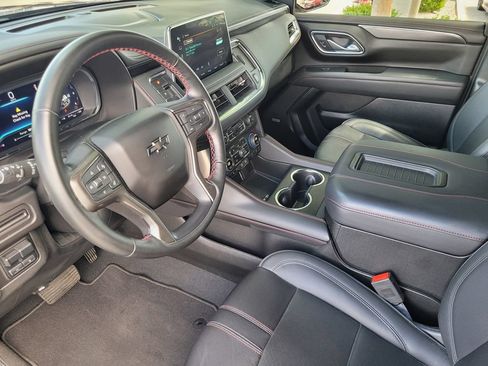Used 2024 Chevrolet Tahoe RST w/ Luxury Package AWD/4WD image 18