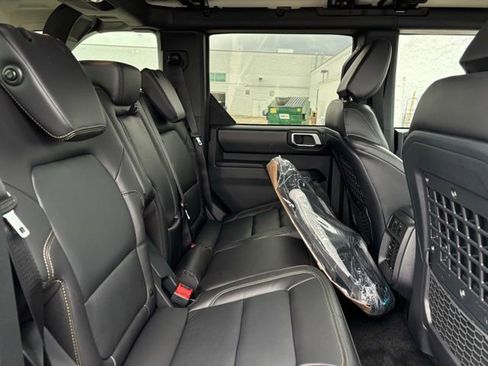 New 2025 Ford Bronco Badlands image 22