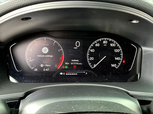 Used 2025 Honda Civic Sport image 12
