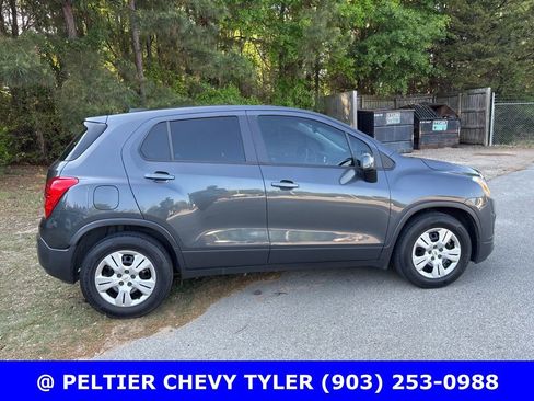 Used 2016 Chevrolet Trax LS image 8