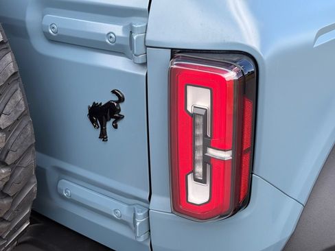 Used 2022 Ford Bronco Wildtrak AWD/4WD image 16