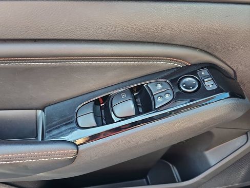 Used 2023 Nissan Altima 2.5 SR w/ SR Premium Package AWD/4WD image 27