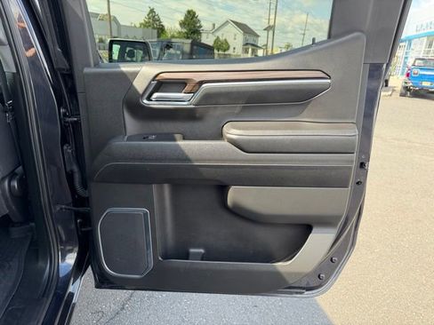 Used 2023 Chevrolet Silverado 1500 LT Trail Boss w/ Protection Package AWD/4WD image 12
