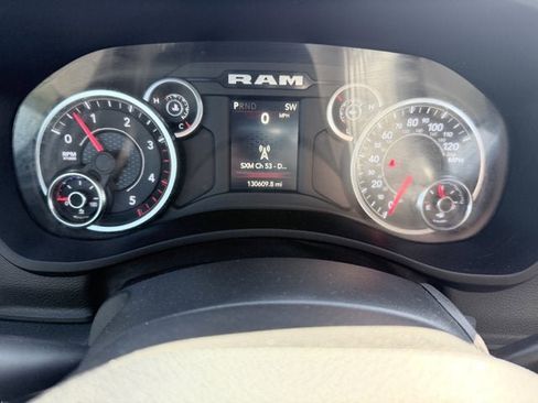 Used 2023 RAM 3500 Big Horn w/ Level 1 Equipment Group AWD/4WD image 11