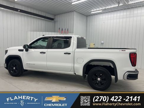 Used 2024 GMC Sierra 1500 Pro w/ Pro Value Package image 5