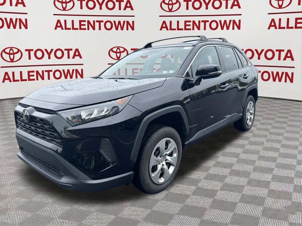 Used 2021 Toyota RAV4 LE AWD/4WD image 9