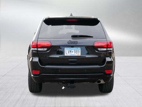 Used 2022 Jeep Grand Cherokee Laredo X AWD/4WD image 6