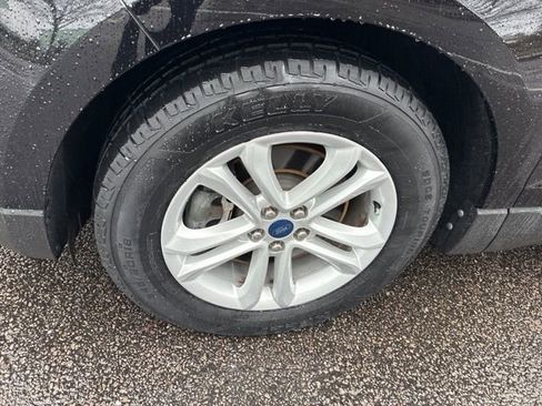 Used 2020 Ford Edge SEL w/ Convenience Package image 11