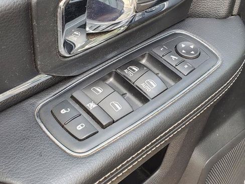 Used 2017 RAM 1500 Laramie w/ Convenience Group AWD/4WD image 20