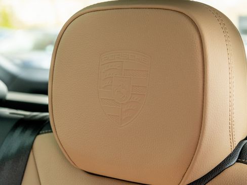 New 2026 Porsche Cayenne image 34