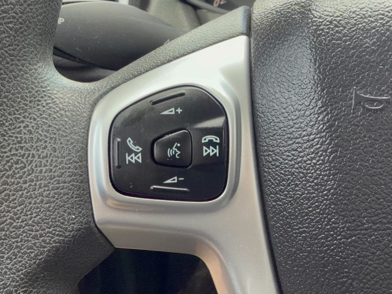 Used 2018 Ford Fiesta SE FWD image 18